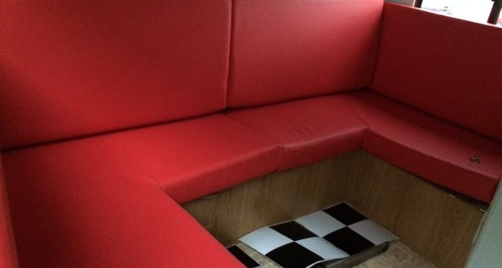 D & H Build and Maintenance Logo