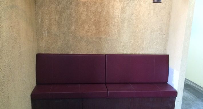 D & H Build and Maintenance Logo