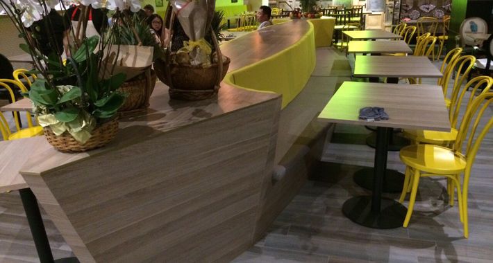 D & H Build and Maintenance Logo