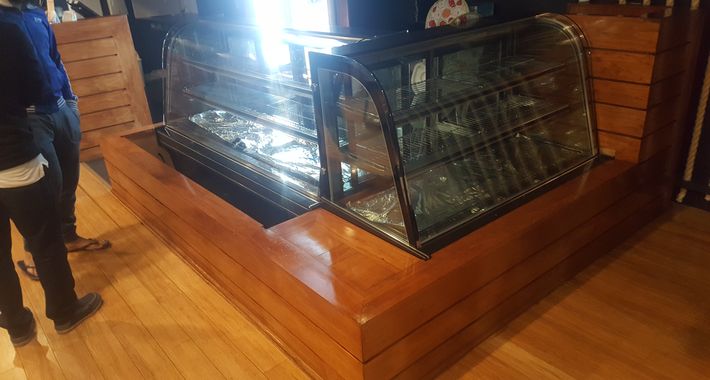 D & H Build and Maintenance Logo