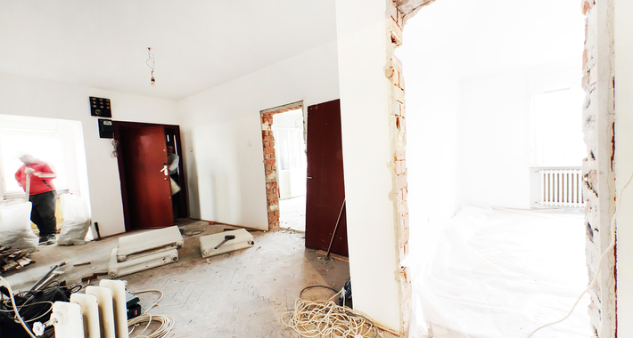 We Turn Up Property Maintenance Logo