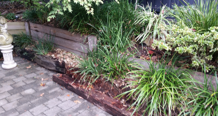 A1 Brickworx and Landscaping Logo