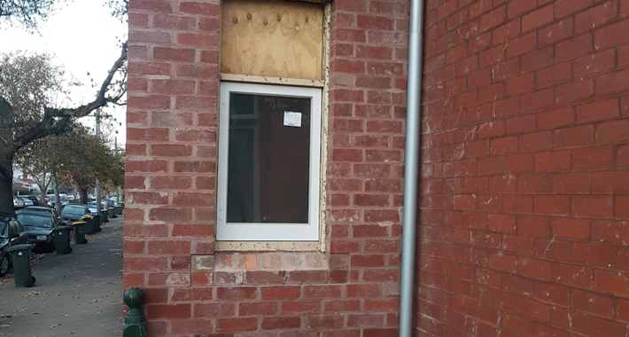 A1 Brickworx and Landscaping Logo