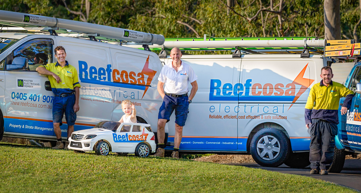 Reefcosa Electrical & Air Logo