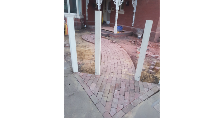 A1 Brickworx and Landscaping Logo