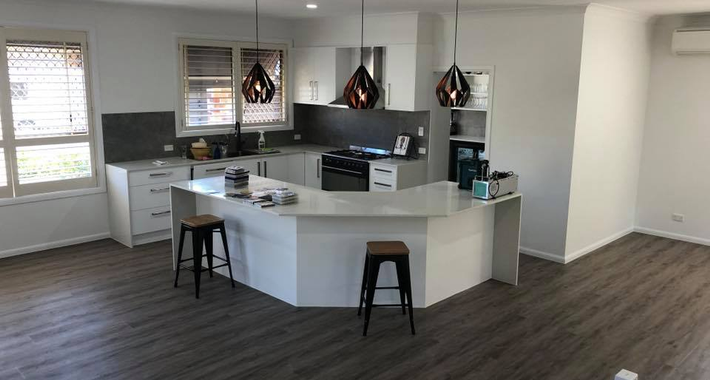 Reefcosa Electrical & Air Logo