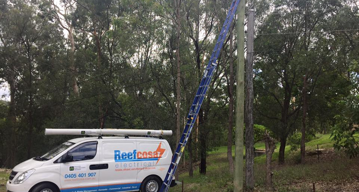 Reefcosa Electrical & Air Logo