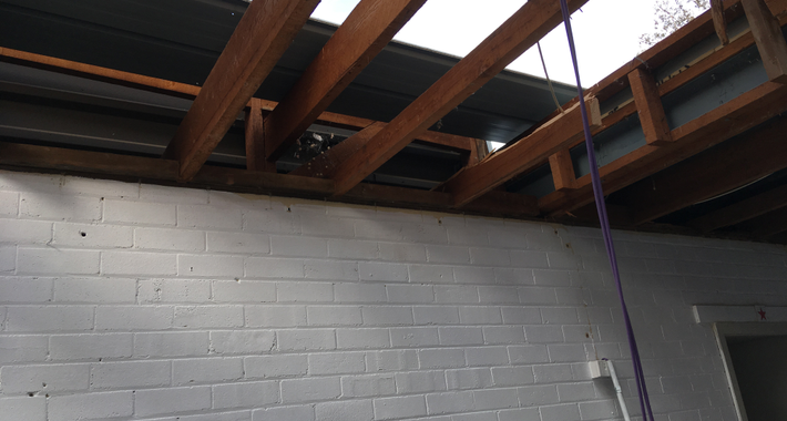 Neil Smith Carpentry Logo