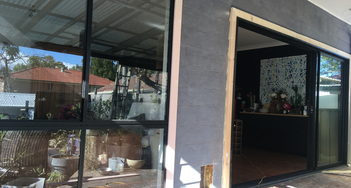 Neil Smith Carpentry Logo