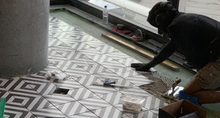 Melbourne Renovation Group Logo