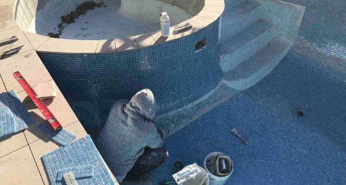 Bright Tiling NSW Logo