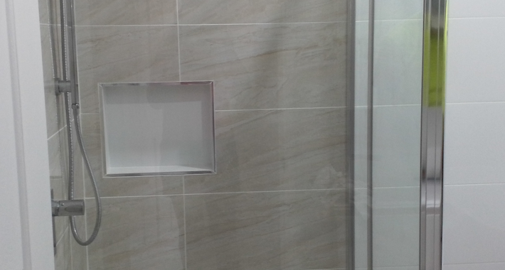 A Class Glass Aluminium Services Logo