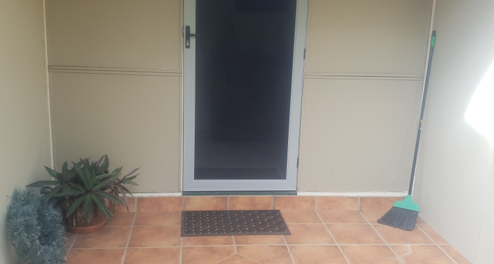 A Class Glass Aluminium Services Logo